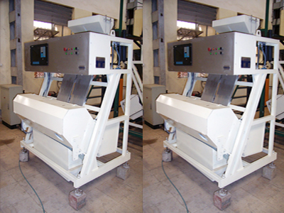 Máy phân loại nông sản dạng hạt bằng mầu sắc