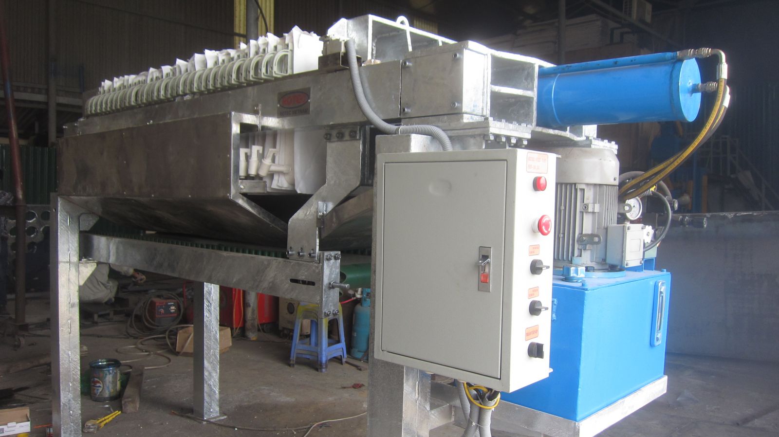 Máy ép bùn khung bản