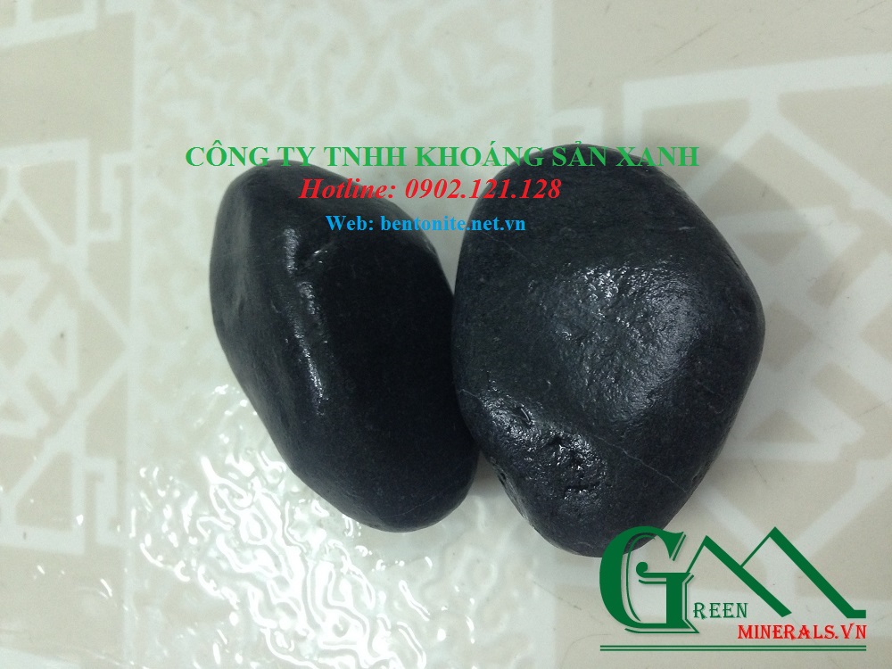 Sỏi đen tròn cạnh