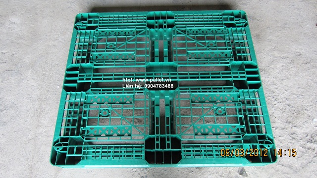 Pallet nhựa cũ kích thước 1300 x1100 x120mm