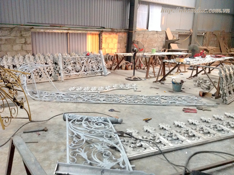 Quy trình sản xuất cổng nhôm đúc