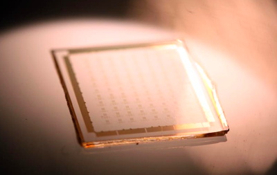 Nghiên cứu về bóng bán dẫn trong suốt