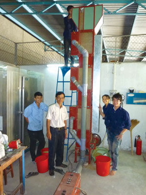Chế tạo máy sấy tháp ngang có đảo lúa