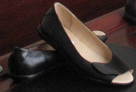 Giầy cho bệnh nhân đái tháo đường là nữ